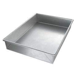 Oster Baker's Glee 9 x 5.3 Aluminum Rectangle Loaf Pan Silver