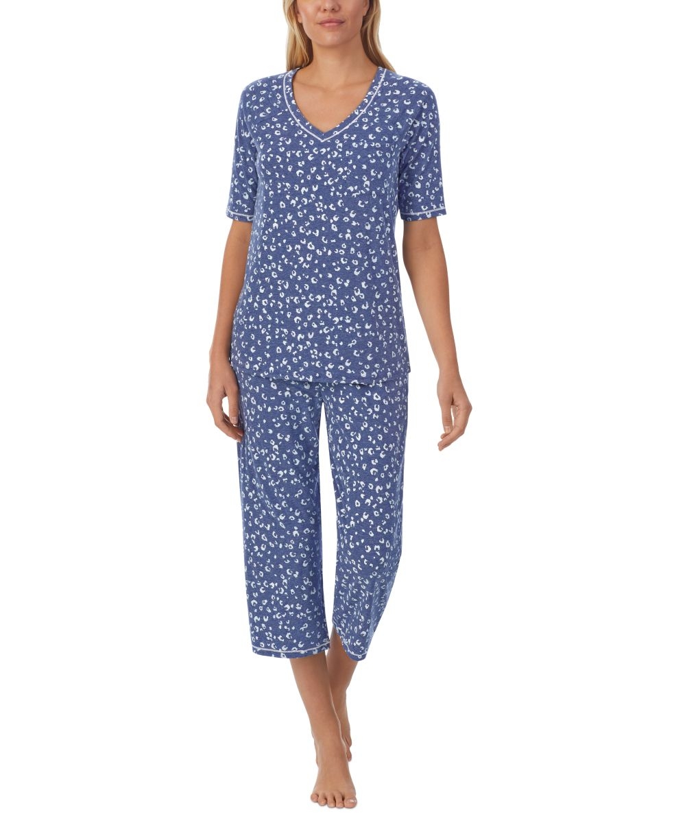 Printed ElbowSleeve Top & Capri Pants Pajama Set Best Deals and Price