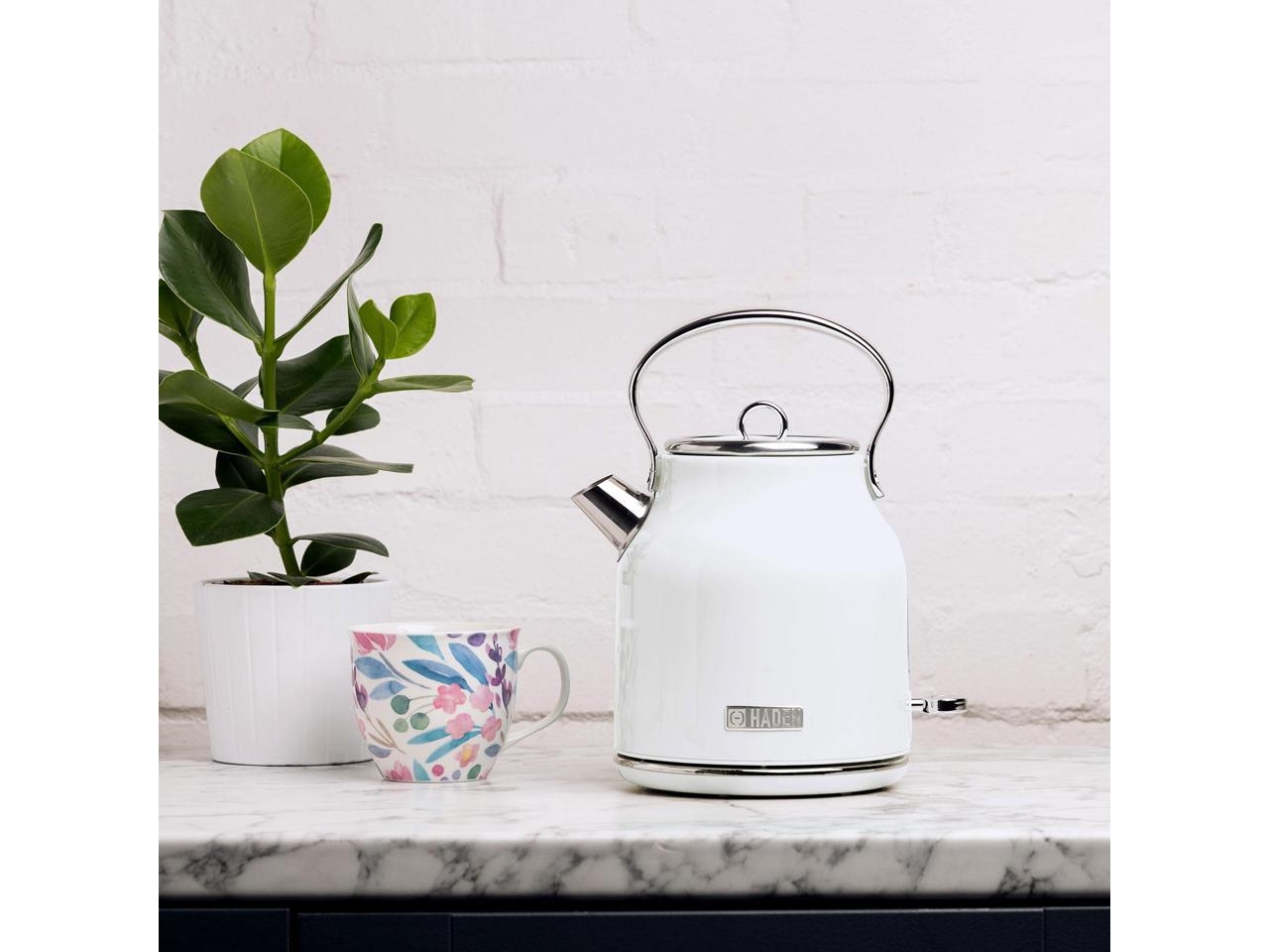 Haden Heritage 1.7 Liter Stainless Steel Body Retro Electric Tea Kettle