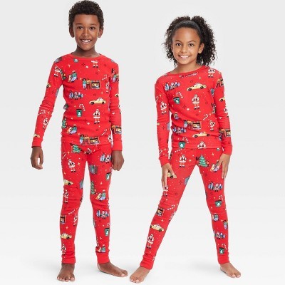 Mejores ofertas e historial de precios de Kids' Holiday City Matching  Family Pajama Set - Wondershop™ with Frances Marina Smith Red en