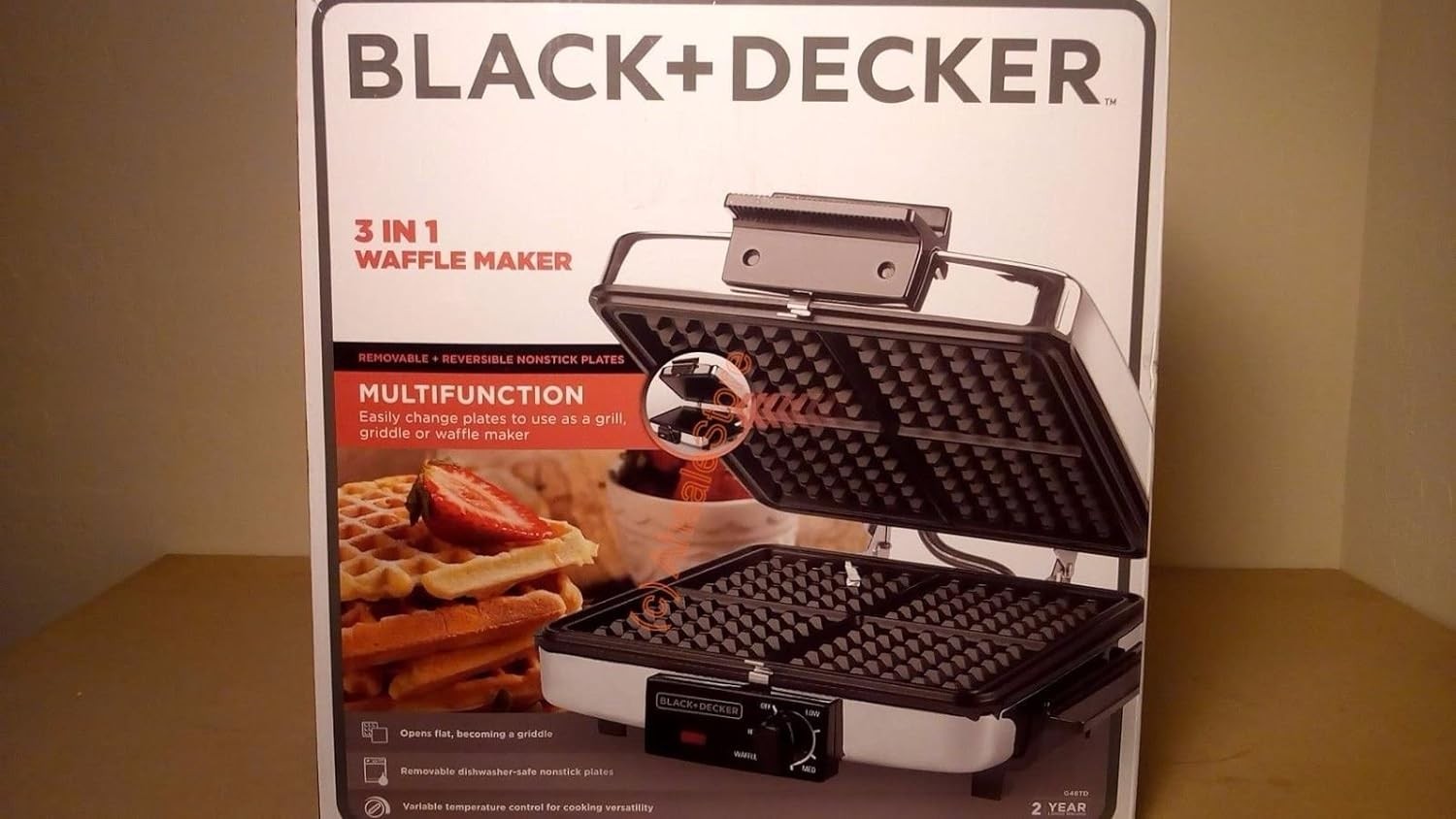 BLACK+DECKER 3in1 Waffle Maker with Nonstick Reversible Plates