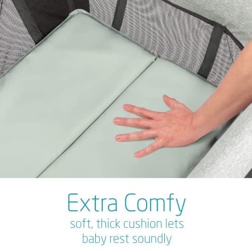 MaxiCosi Swift Lightweight Portable Playard, 1Step Fold PlaypenWith