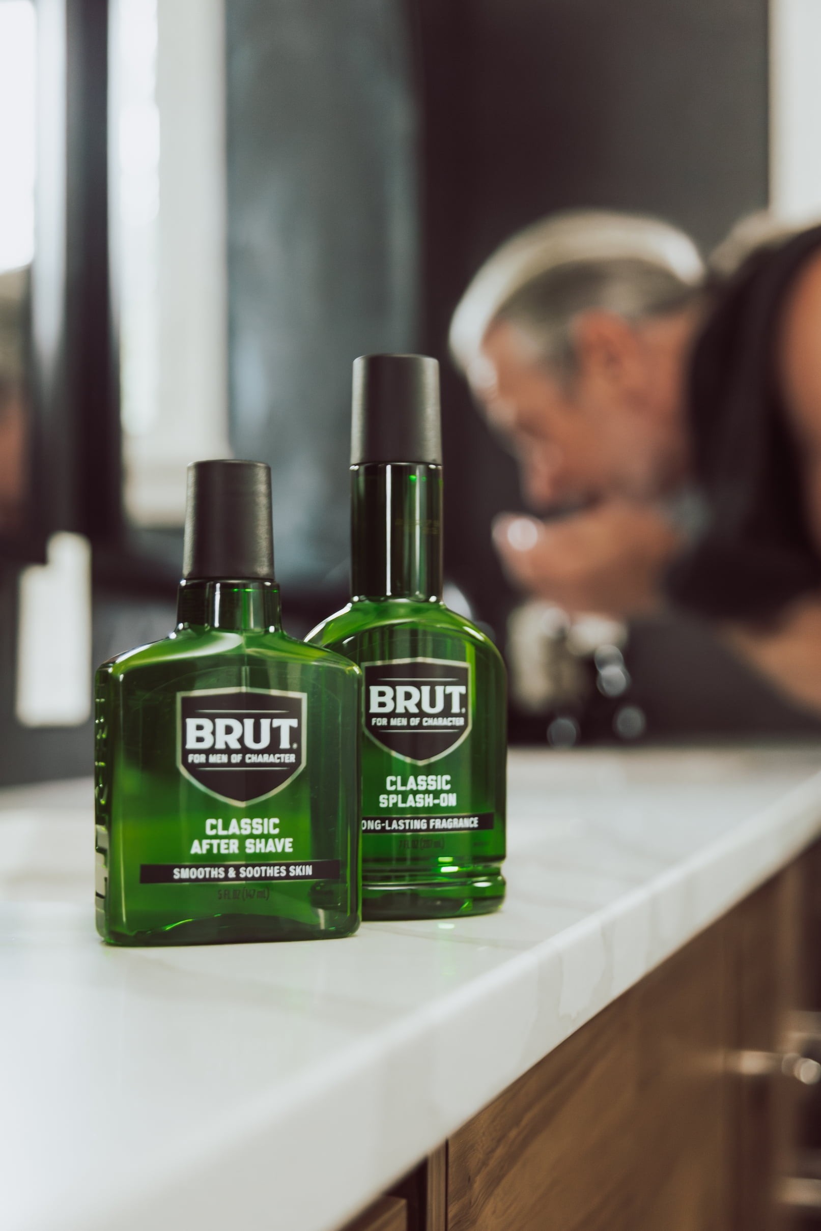 Brut Signature Scent After Shave with Aloe Vera, Classic Fragrance for