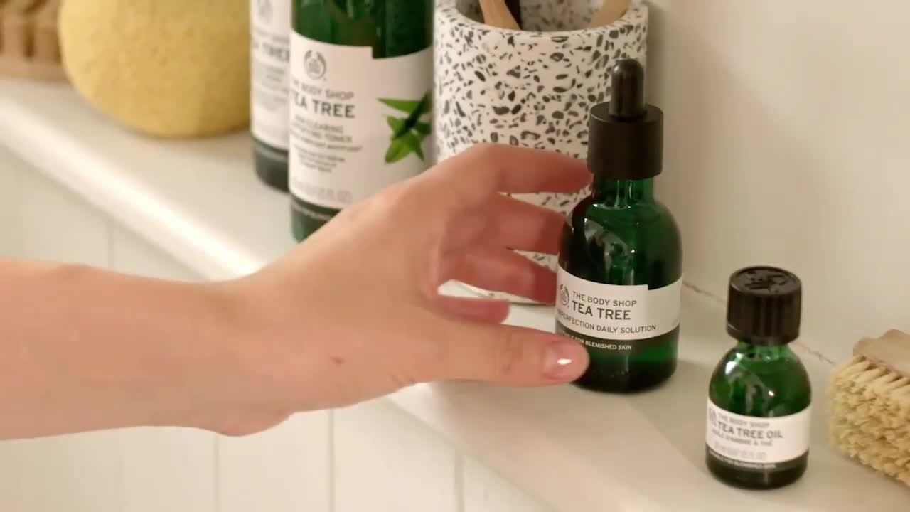 The Body Shop Tea Tree Anti-Imperfection Daily Solution