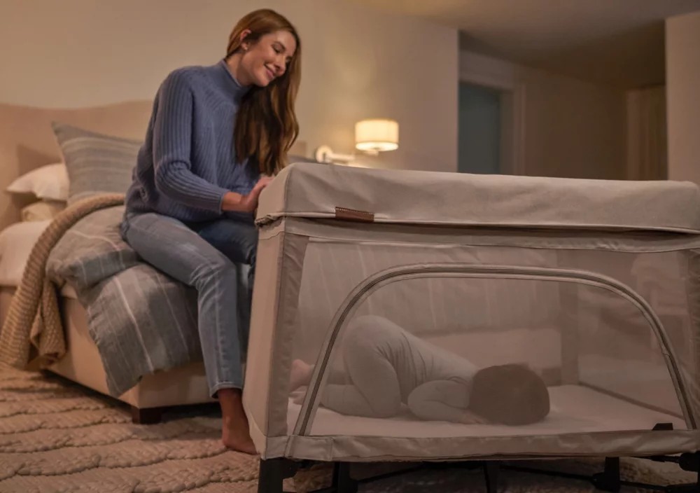 Uppababy Remi Portable Playard With Attachment In Charlie Sand