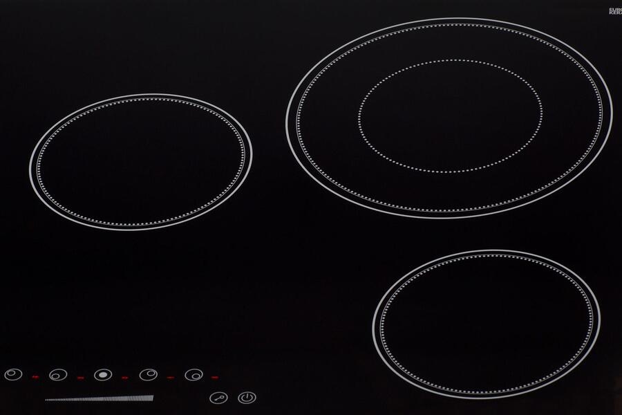 CR5B36T9B 36"" Radiant Electric Cooktop with 5 Elements EuroKera Glass