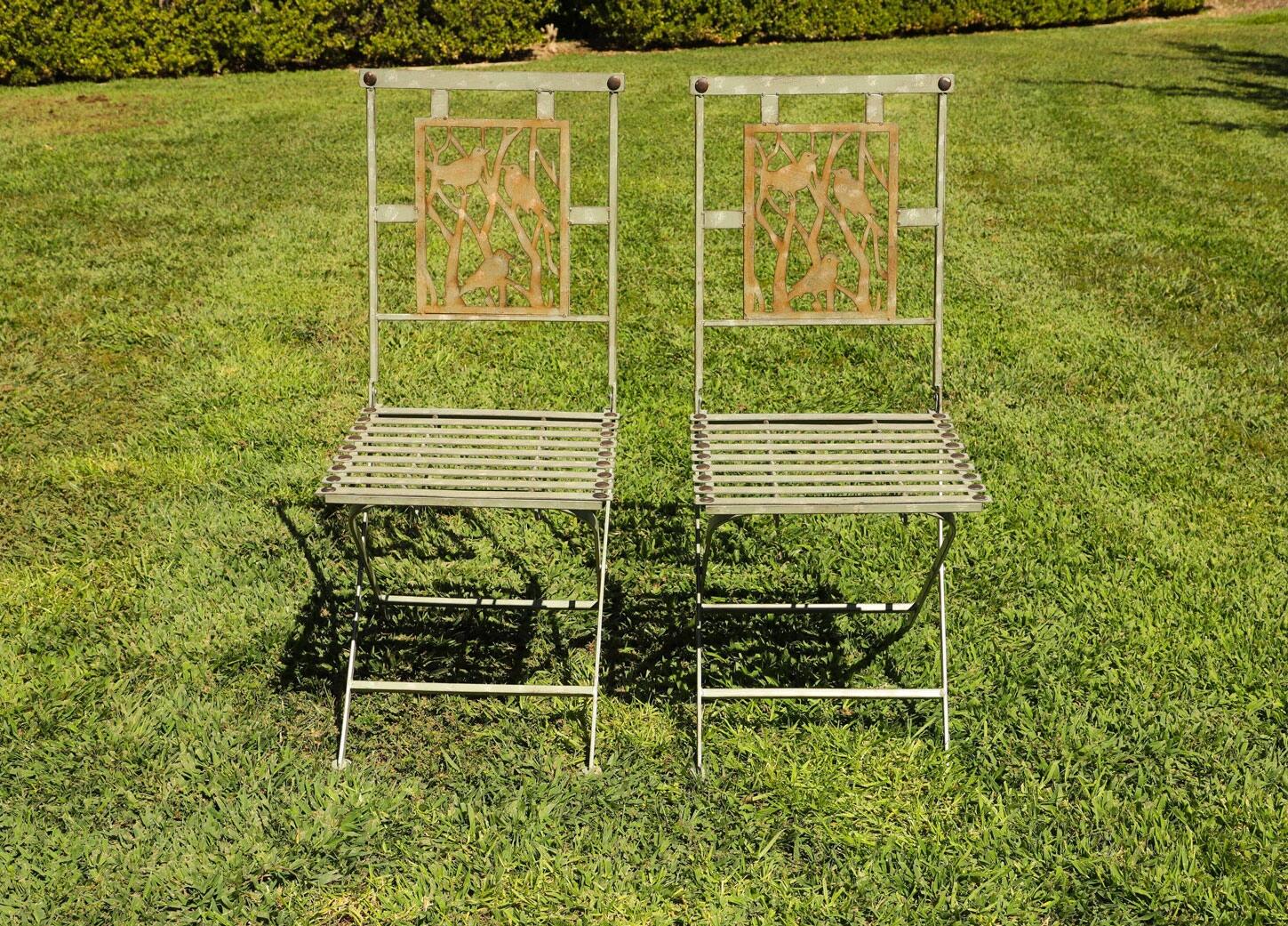 MOD102A Metal Bistro Set (1 table and 2 Best Deals and Price History at