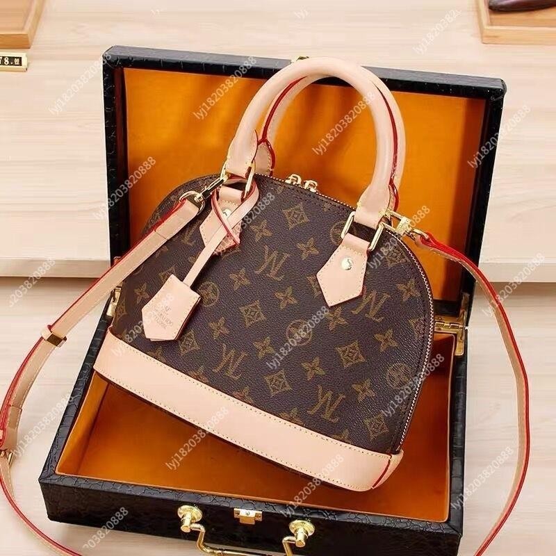 Louis Vuitton - Alma BB Bag - Honey Gold - Leather - Women - Luxury