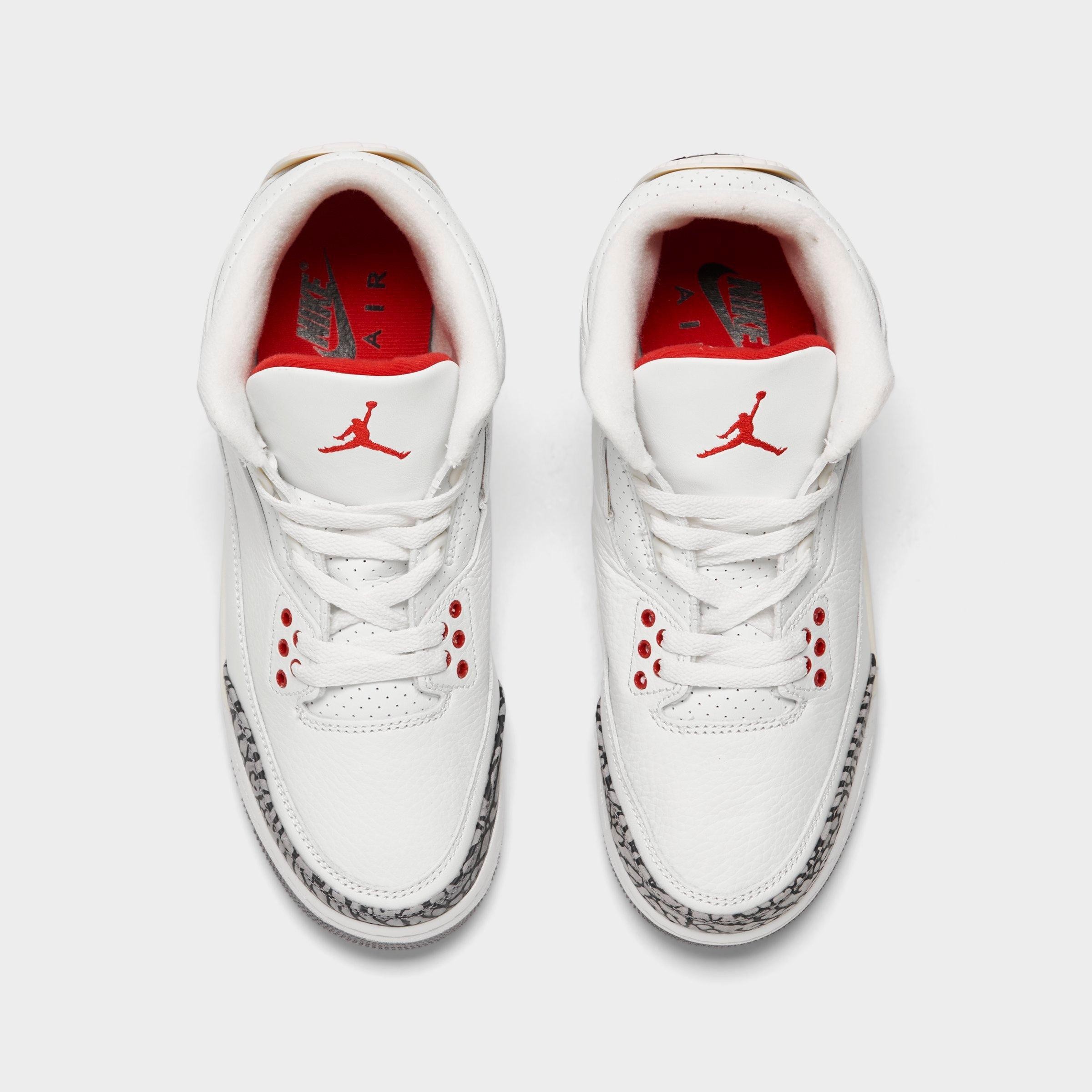 Mejores ofertas e historial de precios de Big Kids' Air Jordan Retro 3
