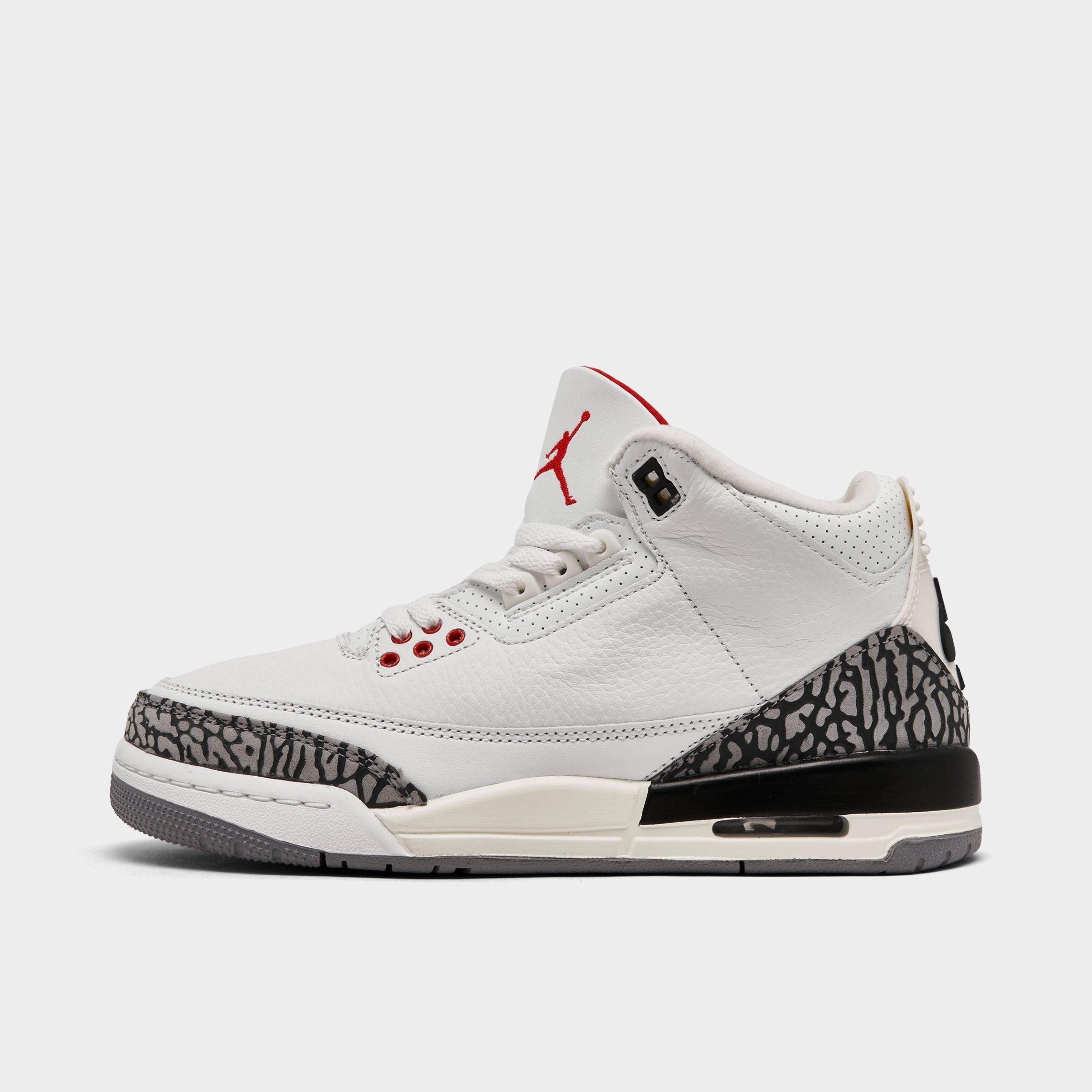Mejores ofertas e historial de precios de Big Kids' Air Jordan Retro 3